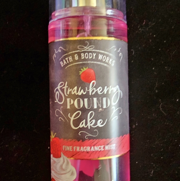 Bath & Body Works | Bath & Body | Bath Body Works Strawberry Pound Cake ...